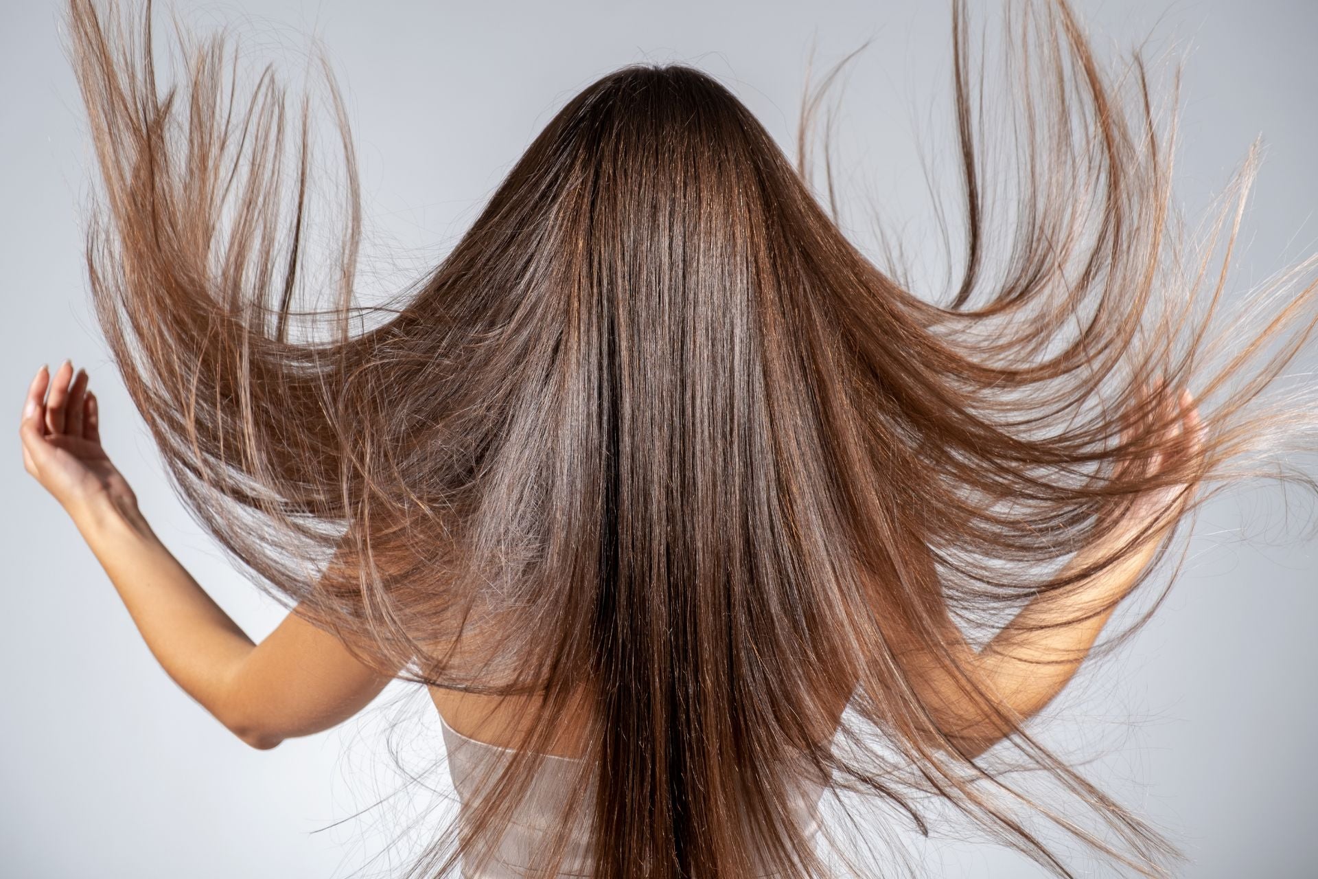 Comment prendre soin de ses cheveux : guide complet et naturel - Elyara